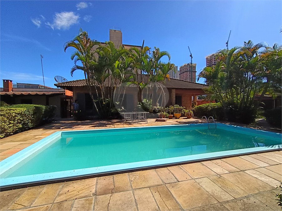 Casa à venda com 3 quartos, sendo 2 suítes,  em Vila Mogilar, Mogi das Cruzes, SP