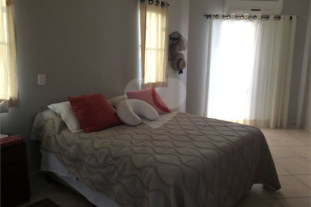 Sobrado à venda ou para alugar com 3 quartos, sendo 1 suíte, em Dos Casa, São Bernardo do Campo, SP