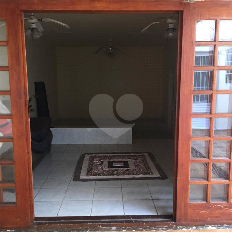 Sobrado à venda com 3 quartos, sendo 1 suíte, em Vila Mariana, São Paulo, SP