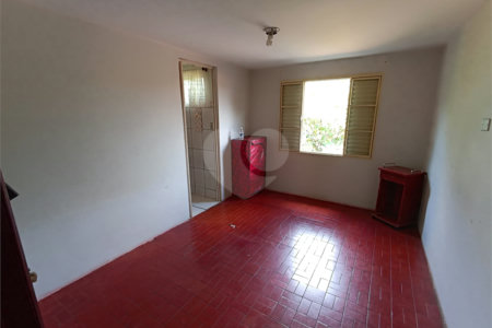Casa à venda com 5 quartos, sendo 1 suíte, em Jardim Itália, Itapetininga, SP