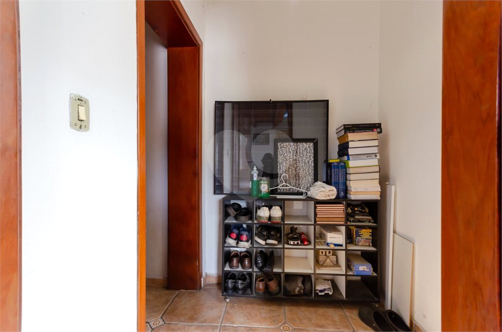 Sobrado à venda ou para alugar com 4 quartos, sendo 1 suíte, em Vila Anglo Brasileira, São Paulo, SP
