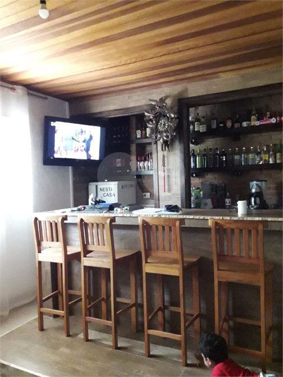 Sobrado à venda com 4 suítes em Santa Inês, Caieiras, SP
