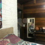 Casa à venda com 3 quartos, sendo 1 suíte, no condomínio Associação Reserva das Hortênsias, Mairiporã - SP