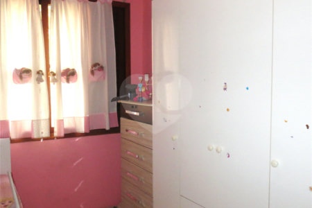 Sobrado à venda com 4 quartos, sendo 1 suíte, em Cambuci, São Paulo, SP