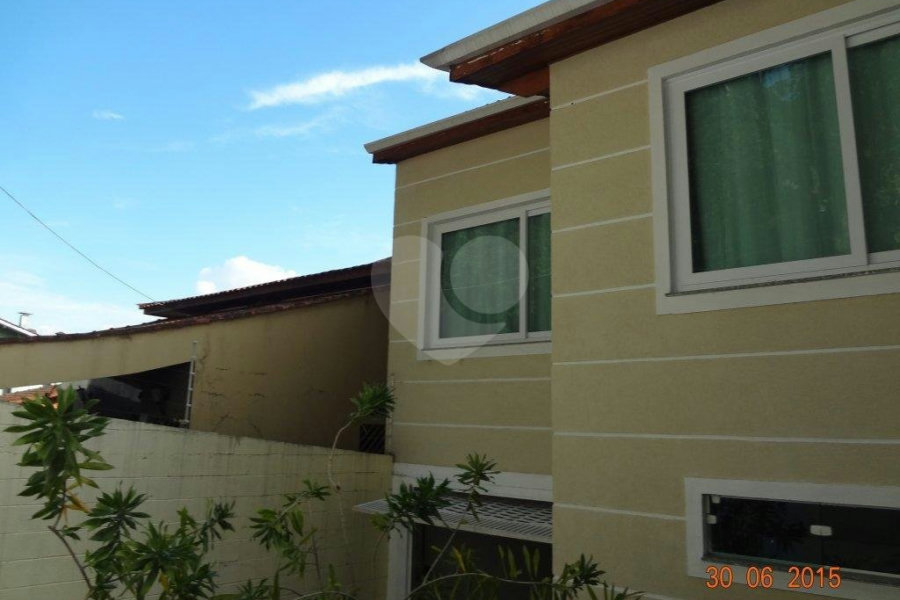 Casa Térrea à venda com 3 quartos, sendo 1 suíte, em Vila Irmãos Arnoni, São Paulo, SP