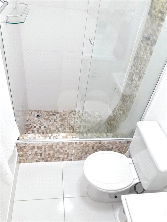 Casa à venda com 3 quartos, sendo 1 suíte,  em Jardim Aeroporto, São Paulo, SP
