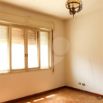 Casa à venda com 3 quartos no condomínio Paderewsky, São Paulo - SP