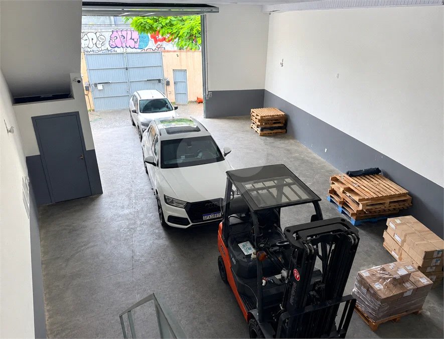 PRÉDIO COMERCIAL E RESIDENCIAL(KITNETS) COM GALPÃO À VENDA Jardim Ocara – Santo André/SP