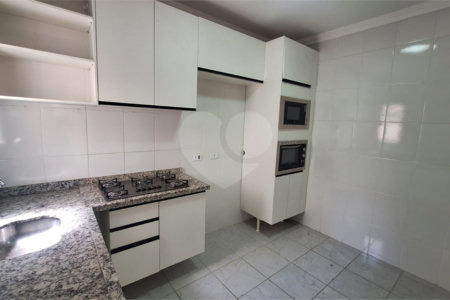 Casa à venda com 2 quartos, sendo 1 suíte, no condomínio Firenze, Sorocaba - SP