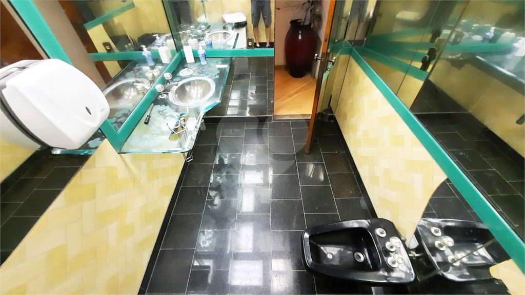 Casa à venda com 11 quartos, sendo 6 suítes, em Taquara, Rio de Janeiro, RJ