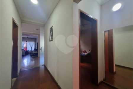 Casa à venda com 4 quartos, sendo 1 suíte, em Jardim São Carlos, Sorocaba, SP