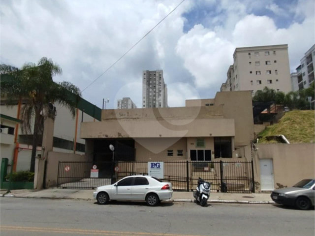 Apartamento à venda com 2 quartos em Jaraguá, São Paulo, SP