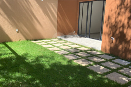 Apartamento à venda com 2 quartos, sendo 1 suíte,  em Alto da Boa Vista, São Paulo, SP