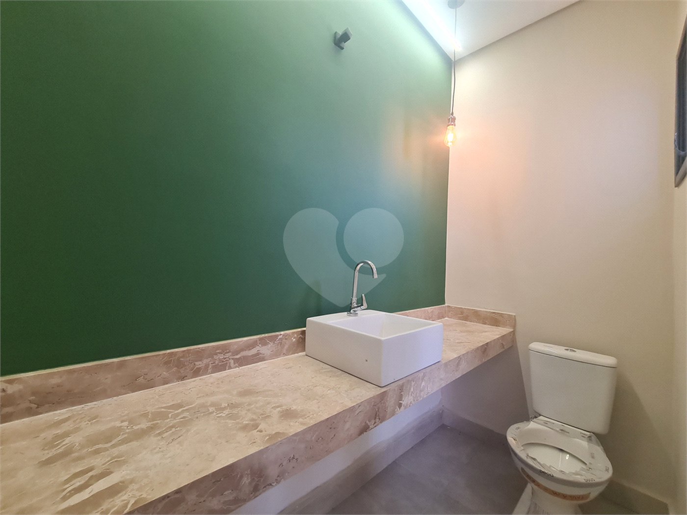 Casa à venda com 3 quartos, sendo 2 suítes, no condomínio Reserva Ipanema I, Sorocaba - SP