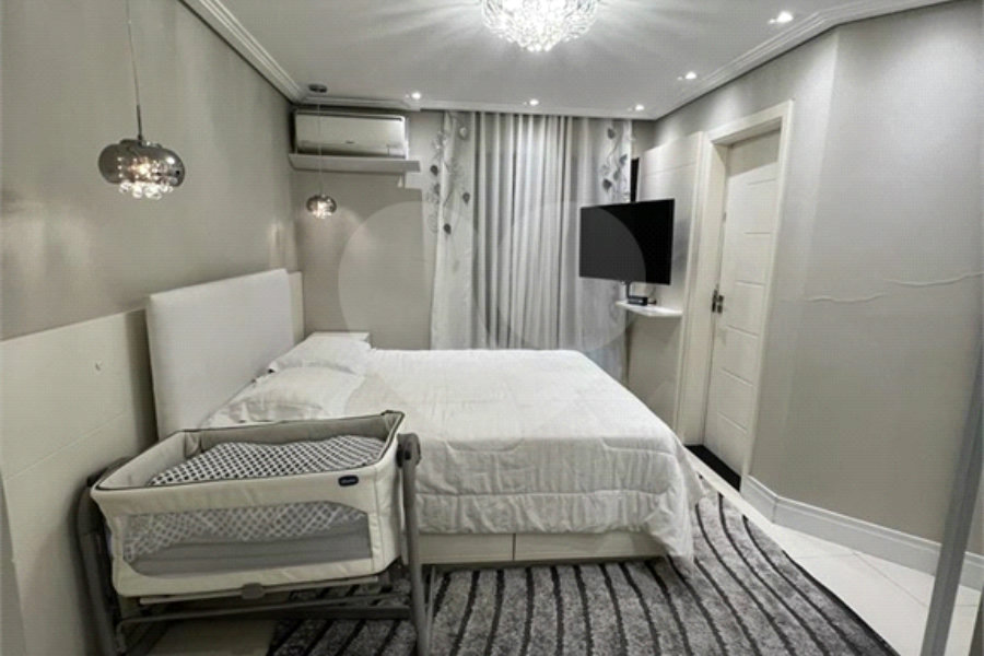 Apartamento à venda com 3 suítes em Santana, São Paulo, SP
