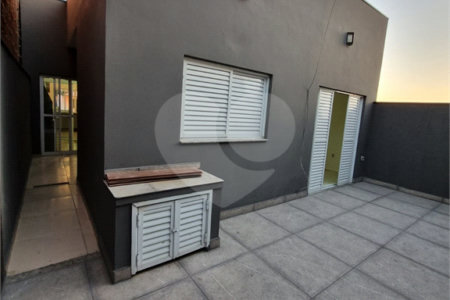 Casa à venda com 3 quartos, sendo 1 suíte, no condomínio Horto Florestal Villagio, Sorocaba - SP