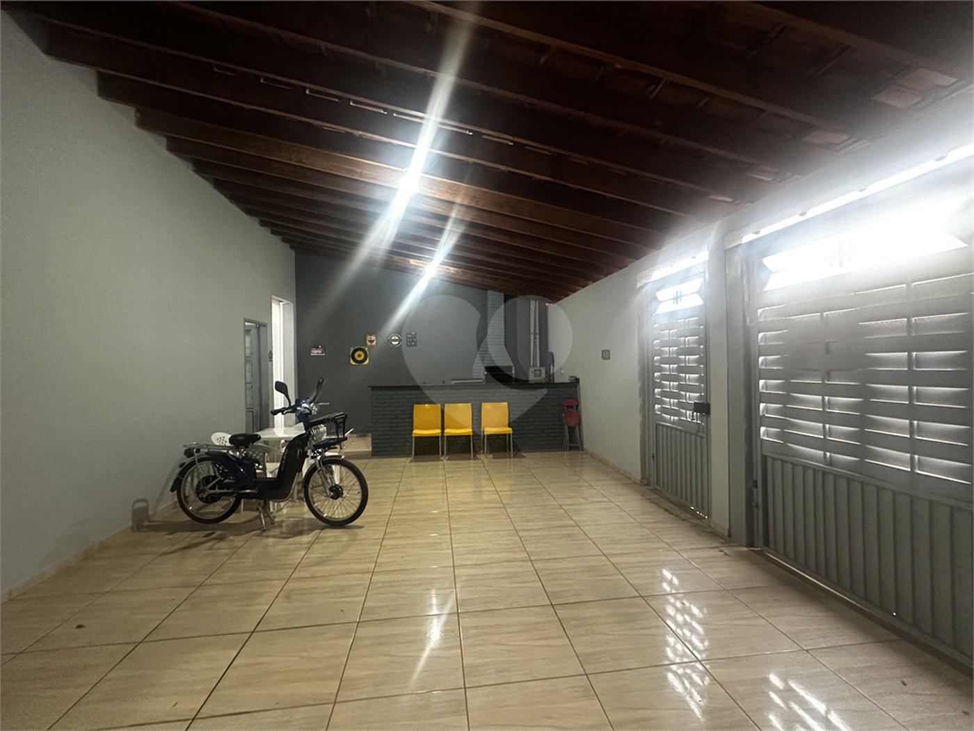 Casa à venda com 3 quartos, sendo 1 suíte,  em Jardim Alvorada, Três Lagoas, MS