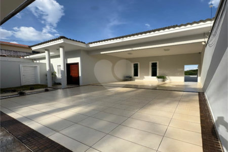 Sobrado à venda ou para alugar com 4 quartos, sendo 3 suítes, em Jardim Pagliato, Sorocaba, SP