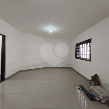 Sobrado à venda com 3 quartos, sendo 1 suíte, em Cupecê, São Paulo, SP