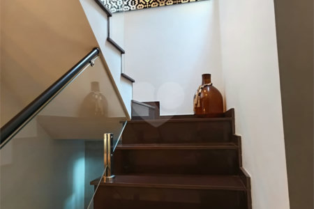 Sobrado à venda com 3 suítes em Vila Mariza Mazzei, São Paulo, SP