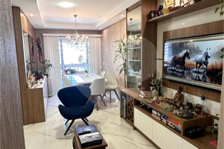 Apartamento à venda com 3 quartos, sendo 1 suíte, em Vila Santa Teresa, Santo André, SP
