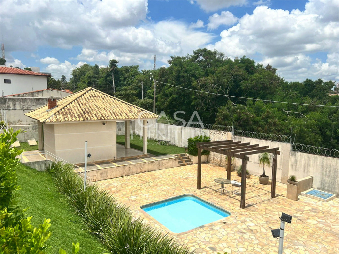 Casa em condomínio à venda com 4 quartos, sendo 1 suíte, em Jardim Americano, Sorocaba, SP