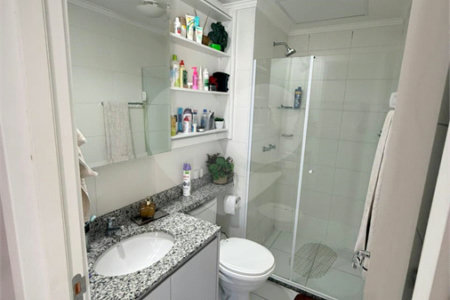 Apartamento à venda com 3 quartos, sendo 1 suíte, em Vila Dom Pedro I, São Paulo, SP