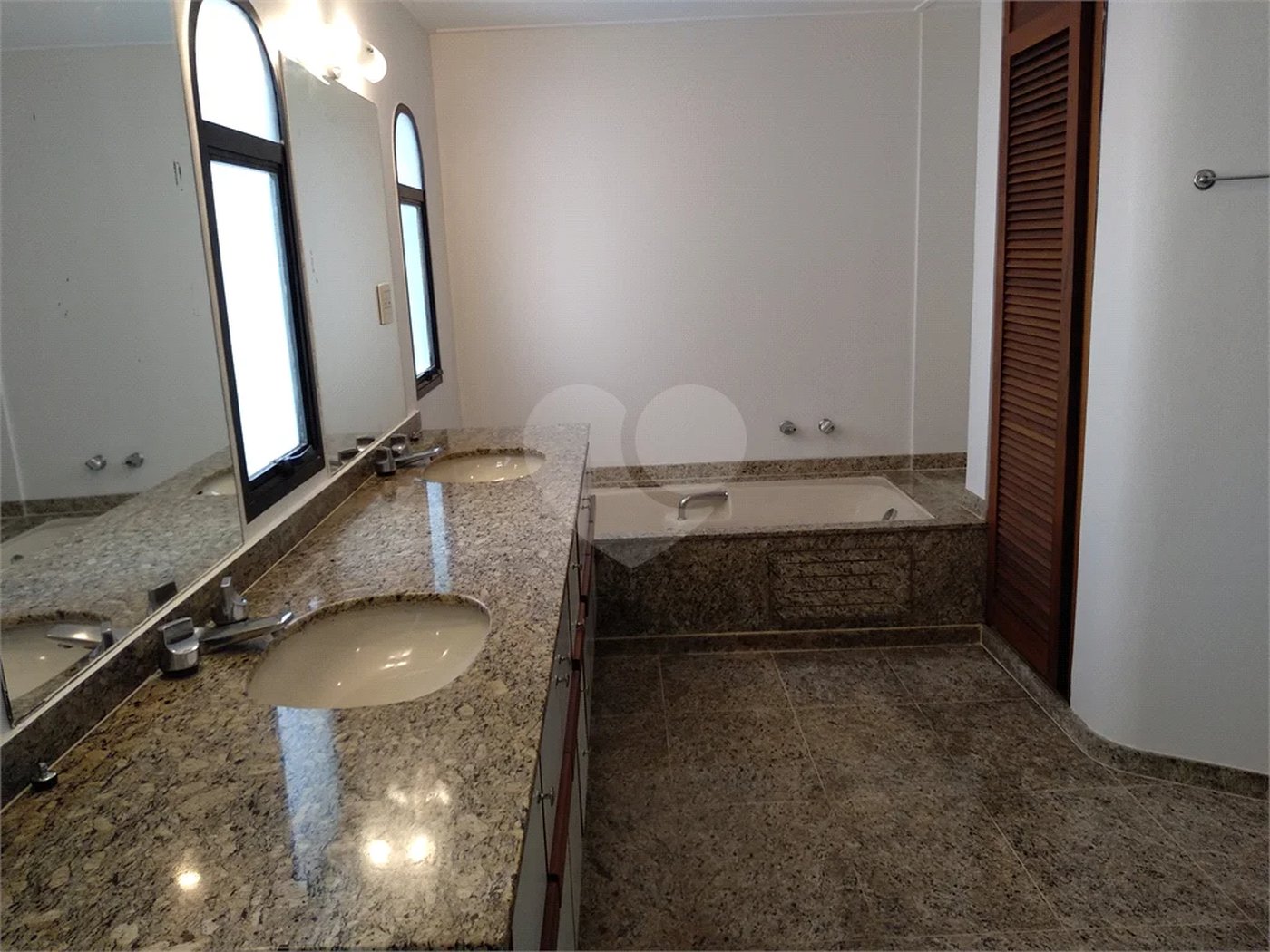 Apartamento para alugar com 4 suítes em Alto da Boa Vista, São Paulo, SP