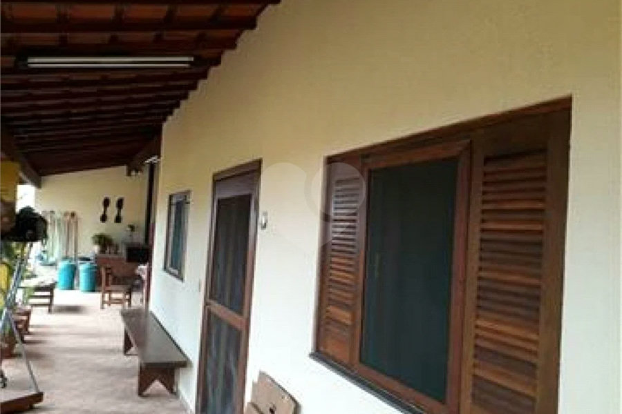 Casa à venda com 3 suítes em Estância Santa Maria do Laranjal, Atibaia, SP