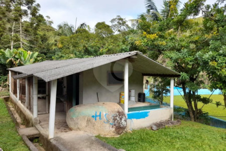 Sítio à venda com 4 quartos no Centro, Nazaré Paulista, SP