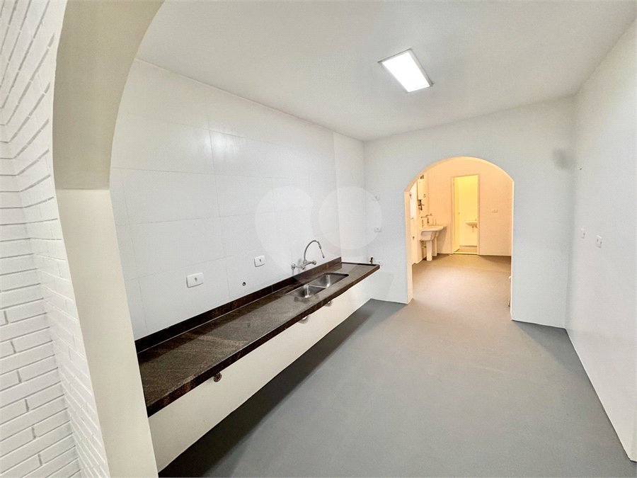 Apartamento à venda com 4 quartos, sendo 1 suíte, em Lagoa, Rio de Janeiro, RJ