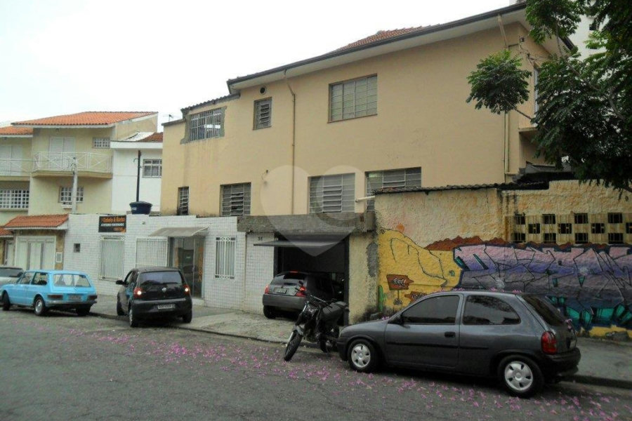 Sobrado à venda com 3 quartos em Santana, São Paulo, SP