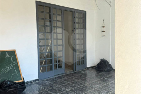 Casa à venda com 4 quartos, sendo 1 suíte, em Jardim Florestal, Jundiaí, SP