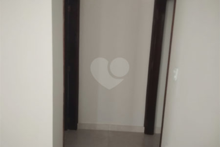 Casa Térrea à venda com 3 quartos, sendo 1 suíte, em Jardim Nova América, Araraquara, SP