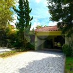 Sobrado à venda com 5 quartos, sendo 3 suítes,  em Jardim Leonor, São Paulo, SP