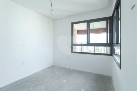 Apartamento à venda com 3 quartos, sendo 2 suítes,  em Brooklin, São Paulo, SP