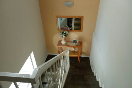 Casa à venda com 3 quartos, sendo 2 suítes, em Vila Flávio, Mogi das Cruzes, SP