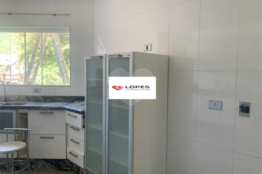 Casa à venda com 3 suítes no condomínio Alpes da Cantareira, Mairiporã - SP