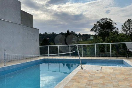 Casa à venda com 4 suítes em Suru, Santana de Parnaíba, SP