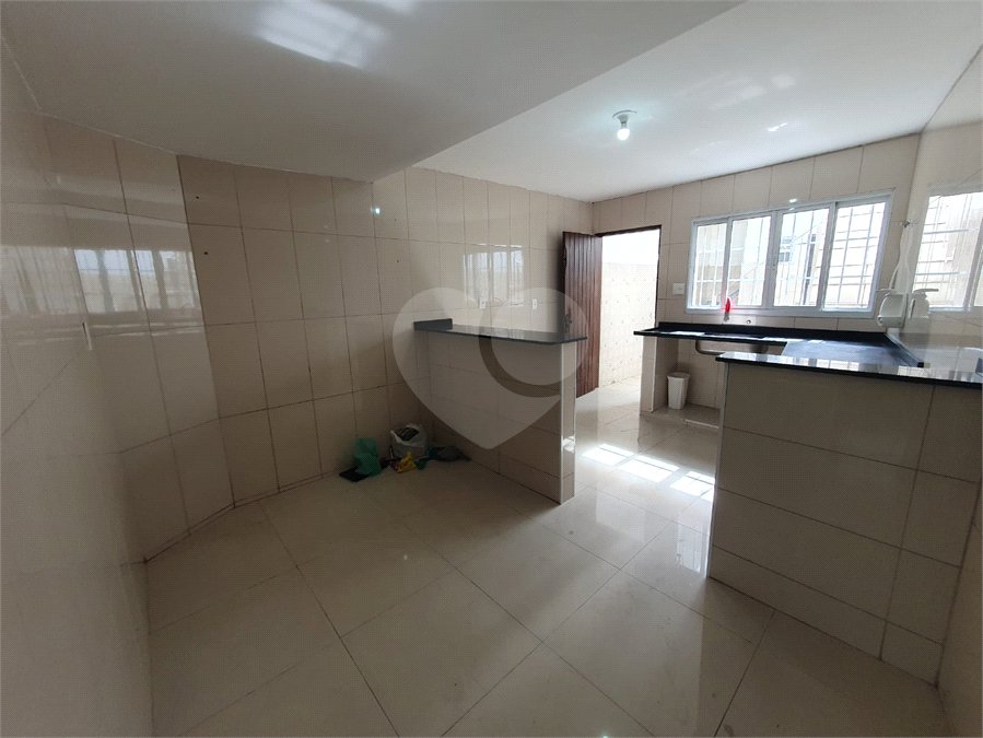 Sobrado à venda ou para alugar com 2 quartos em Vila Marieta, São Paulo, SP