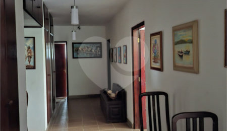 Sítio à venda com 3 quartos, sendo 1 suíte,  em Bairro do Cambará, São Roque, SP
