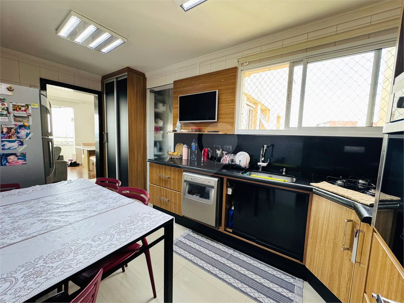 Apartamento à venda com 3 quartos, sendo 1 suíte, em Jardim Zaira, Guarulhos, SP