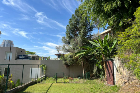 Terreno à venda no condomínio Jardim Vitória Régia, São Paulo - SP