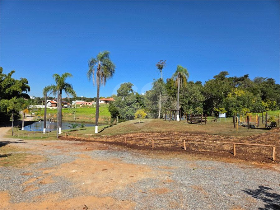 Terreno à venda no condomínio Village Araçoiaba, Araçoiaba da Serra - SP