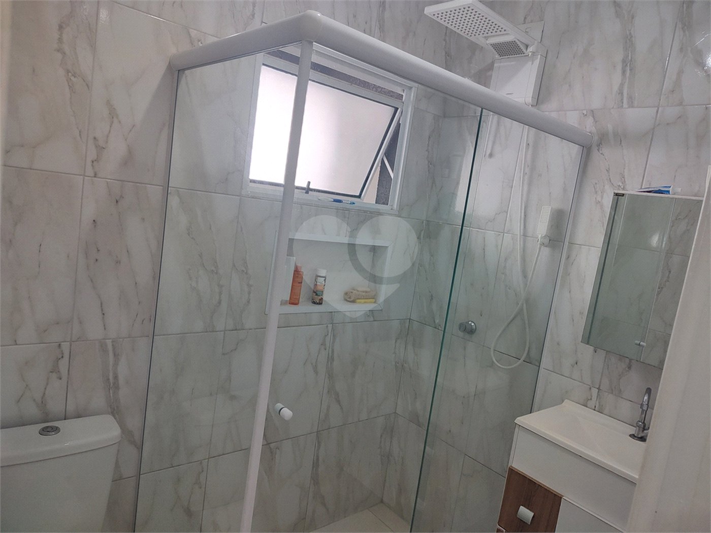 Casa Térrea à venda com 2 quartos, sendo 1 suíte,  em Atibaia Jardim, Atibaia, SP