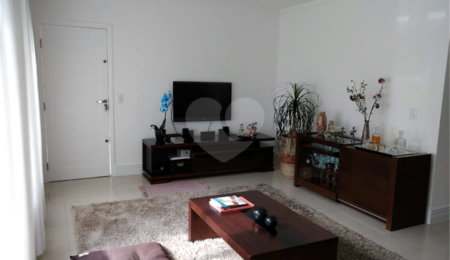 Casa à venda com 4 suítes no condomínio Residencial Paineiras, São Paulo - SP