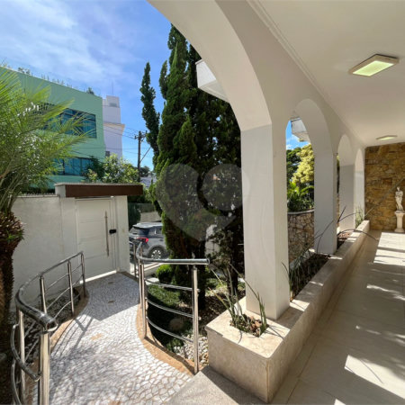 Casa à venda com 5 quartos, sendo 4 suítes,  em Jardim Franca, São Paulo, SP