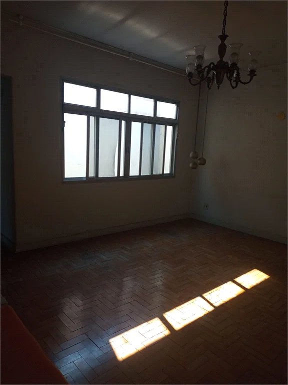 Casa à venda com 3 quartos em Vila Romana, São Paulo, SP