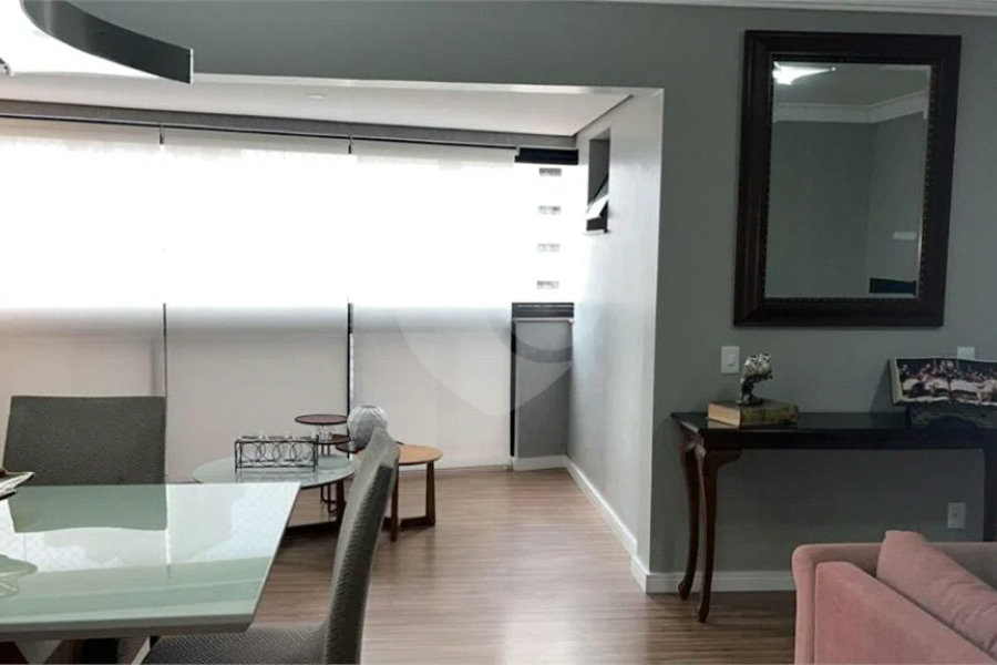 Apartamento à venda com 3 quartos, sendo 1 suíte, em Vila Regente Feijó, São Paulo, SP
