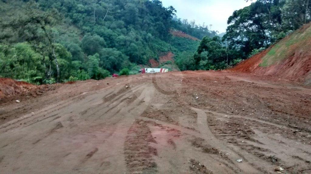 Terreno à venda em Jardim Glória, Miracatu, SP